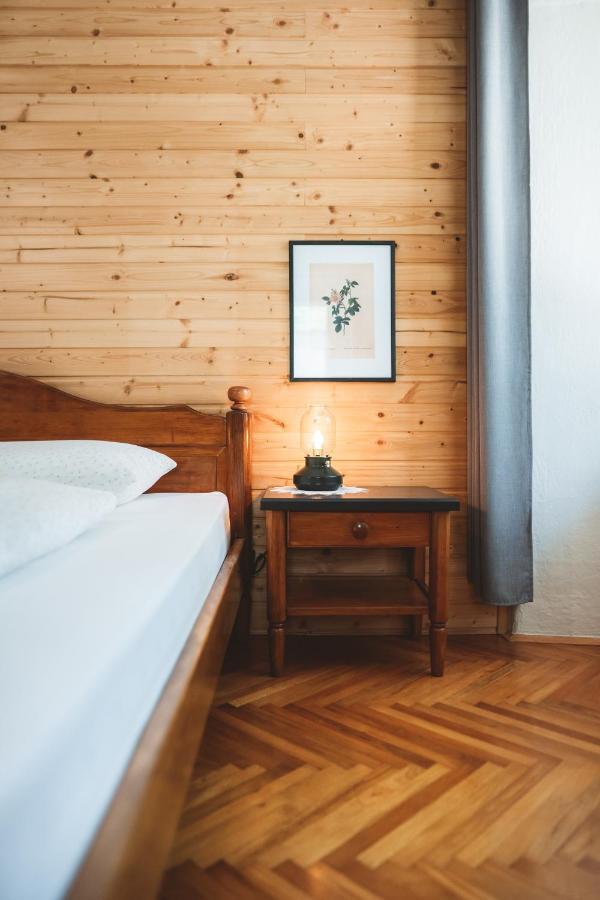 Gorska Roza Bed & Breakfast Log pod Mangartom Eksteriør bilde