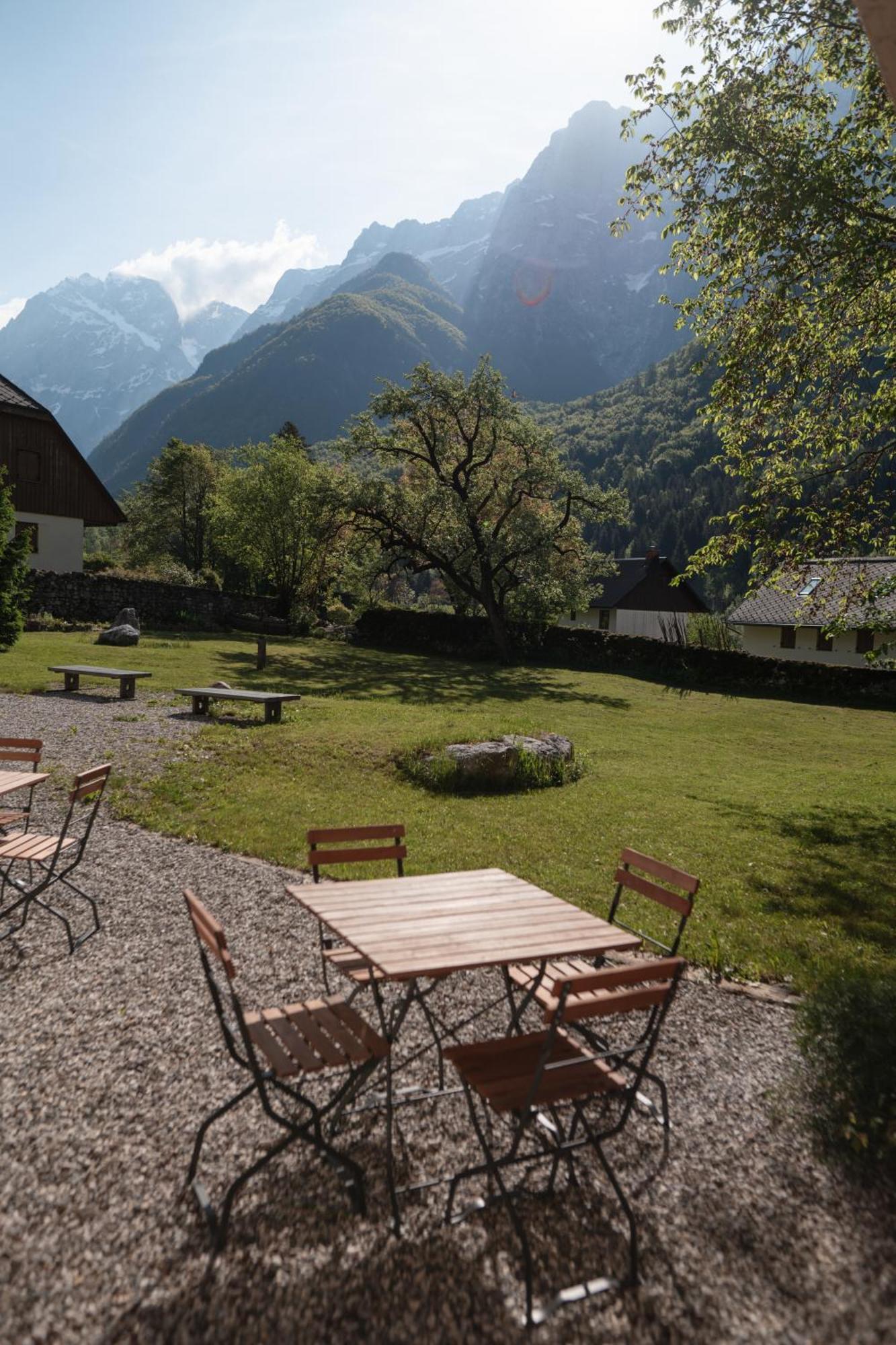 Gorska Roza Bed & Breakfast Log pod Mangartom Eksteriør bilde