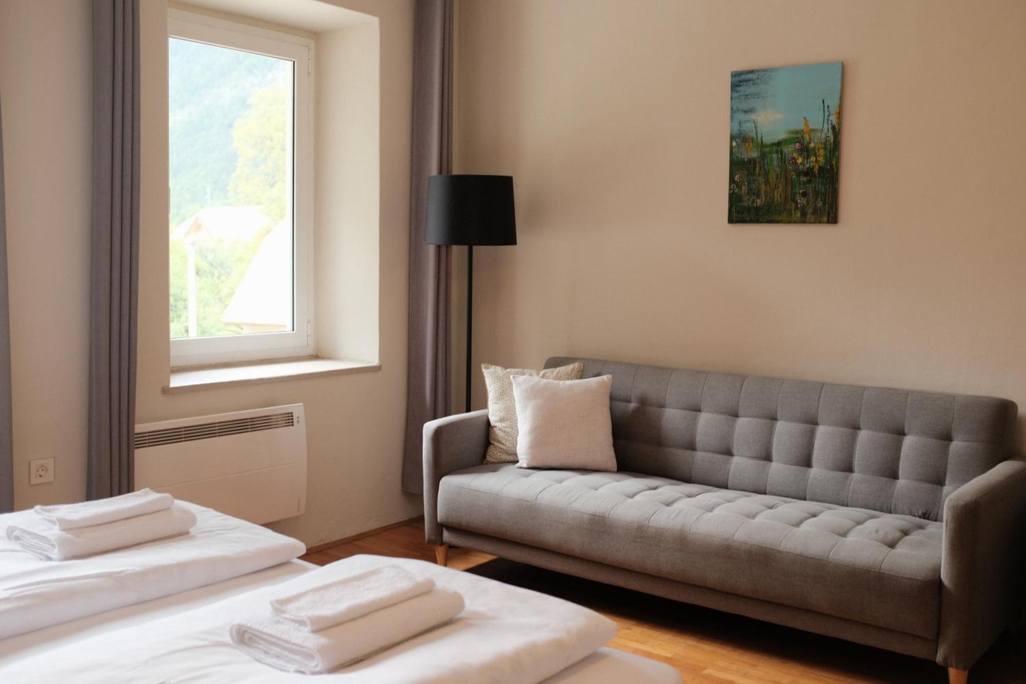 Gorska Roza Bed & Breakfast Log pod Mangartom Eksteriør bilde